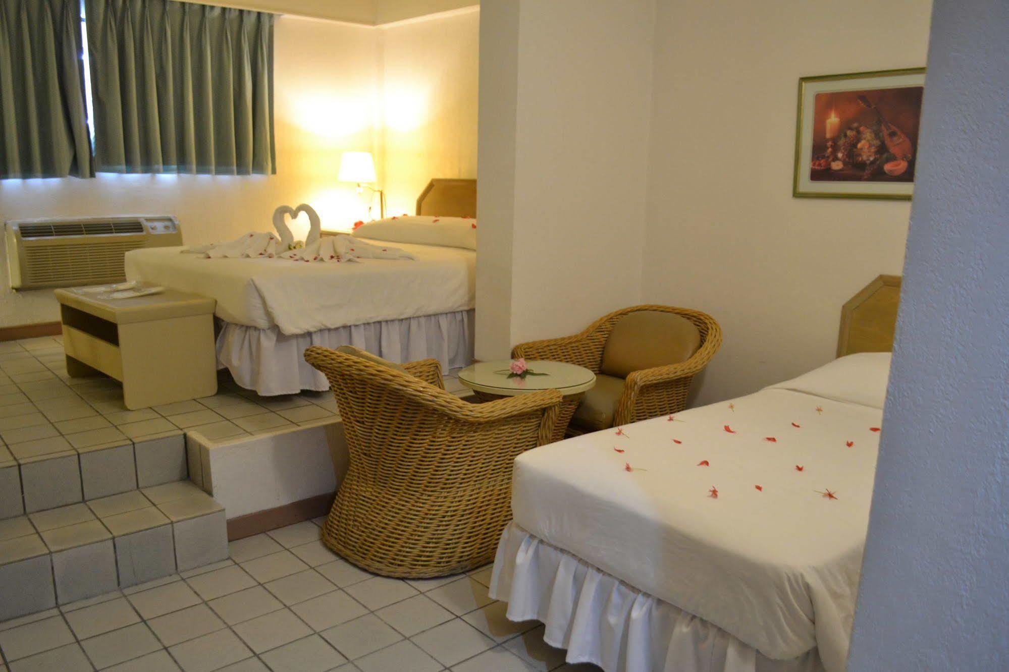Hotel West Plaza By The Sea Koror Zewnętrze zdjęcie